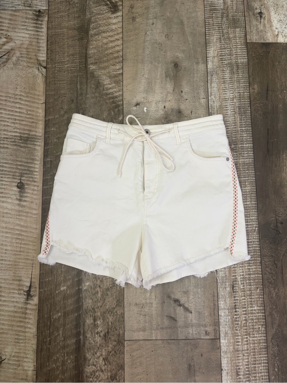 Pilcro and the Letterpress White Denim Shorts with Pink Side Trim